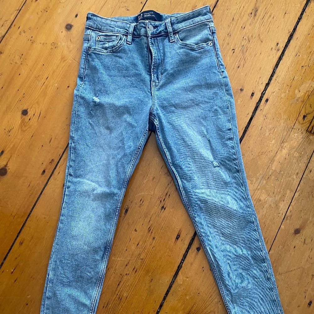 GAP High Rise Universal Legging 8/29